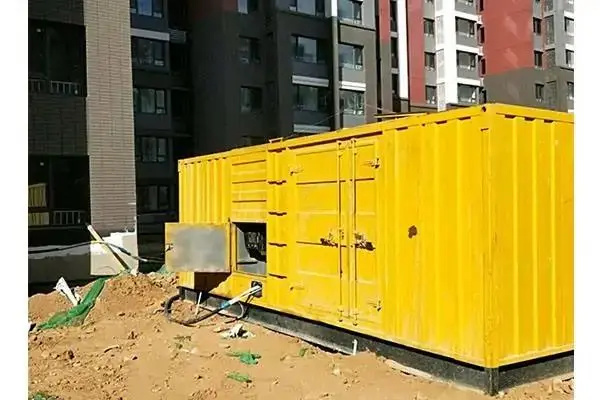 乐东发电机租赁中燃油压力过低会对发动机的哪些部件造成损坏？