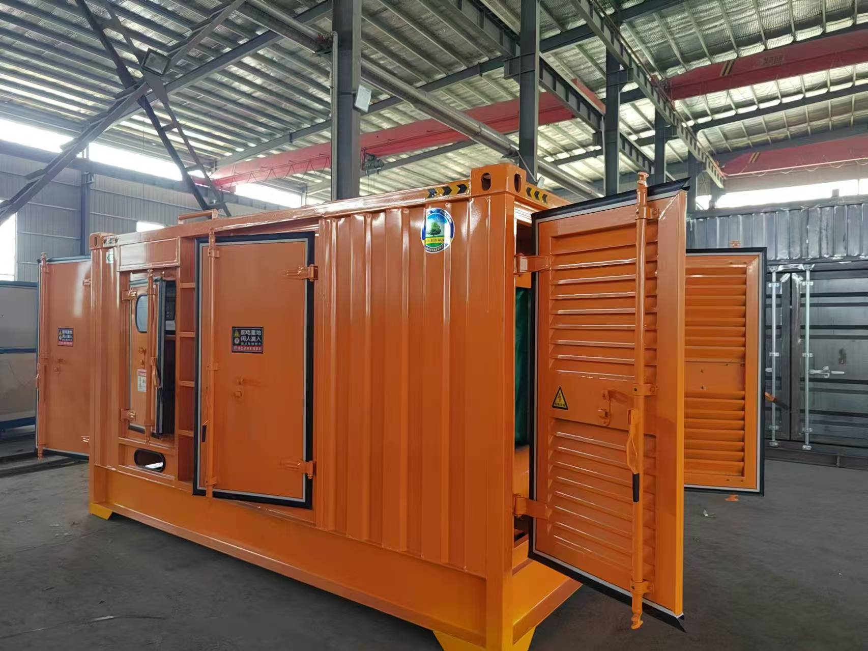 乐东发电机组如何根据发电机组的使用时间更换空气滤清器？