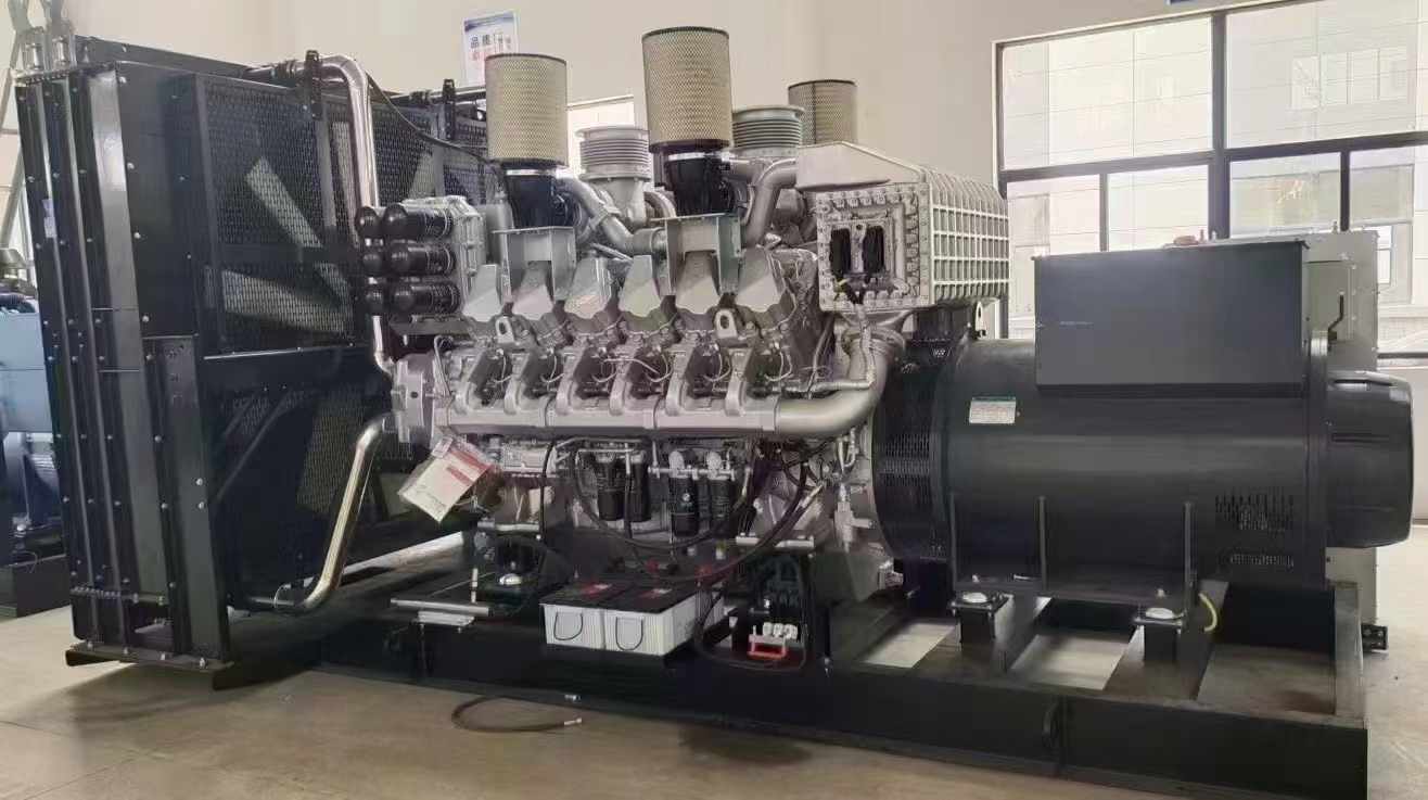 乐东800KW柴油发电机组可以带动多少kw的设备？