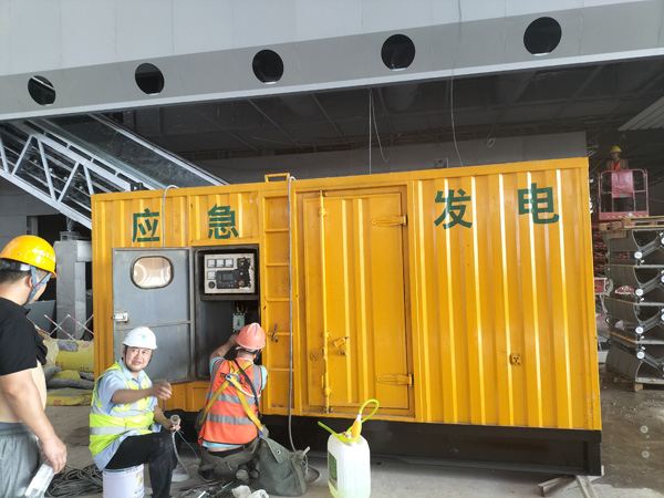 乐东怎样判断空气滤清器是否需要更换？